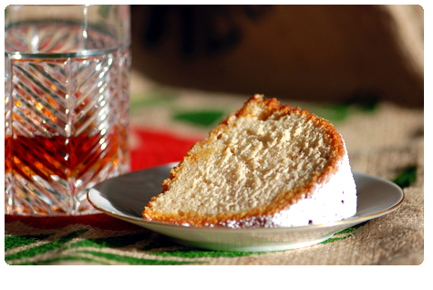 Rum-Cake-with-Buttered-Rum-Glaze